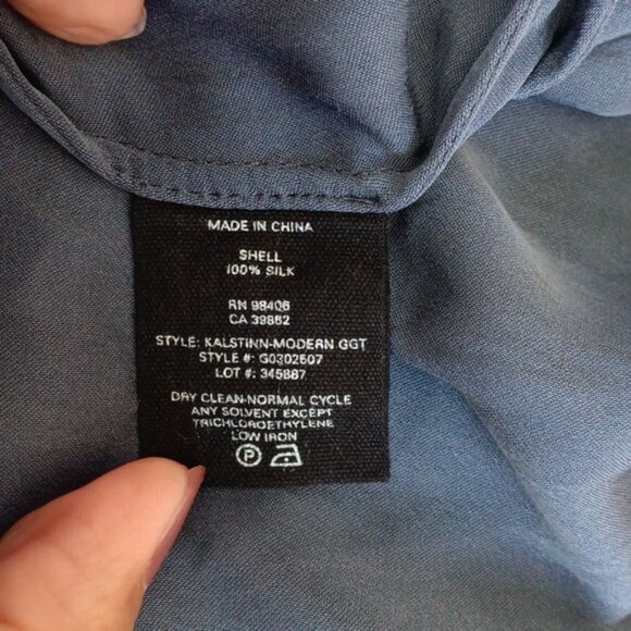 THEORY Blue Sleeveless High-Low Top - Picture 7 of 7